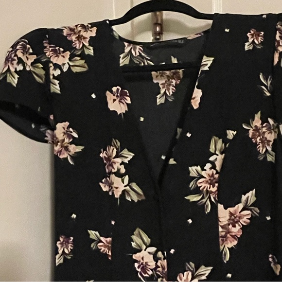 Zara black floral button up midi dress - Picture 3 of 8